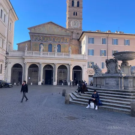 Trastevere Porta Dei Leoni Διαμέρισμα