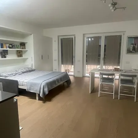 Trastevere Porta Dei Leoni Διαμέρισμα *