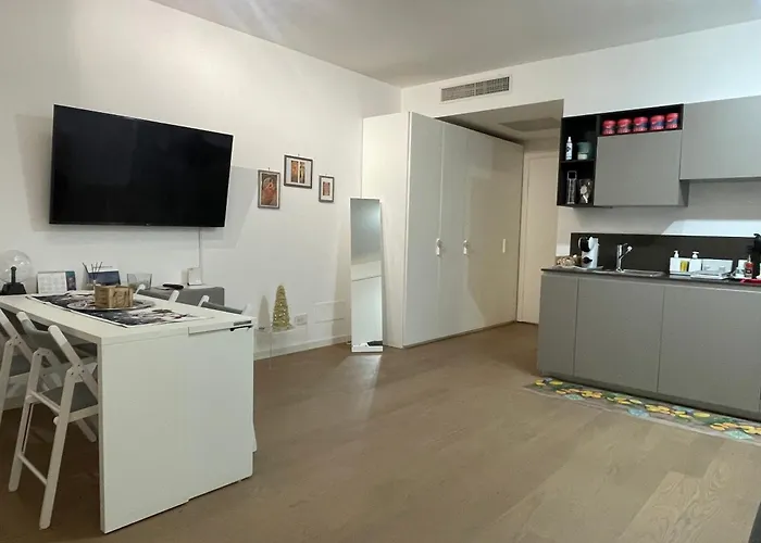 Trastevere Porta Dei Leoni Roma